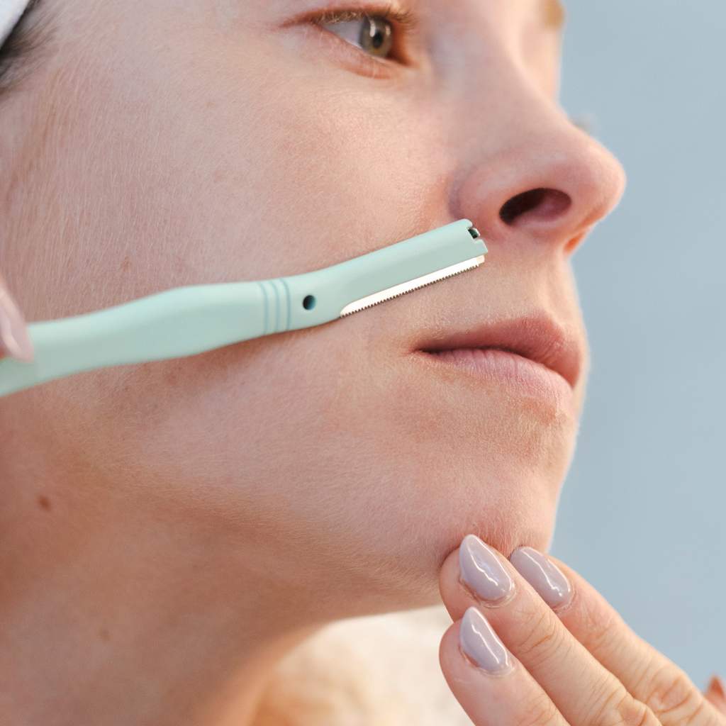 Dermaplaner - Eyebrow Razor & Facial Hair Shaper - Image 4