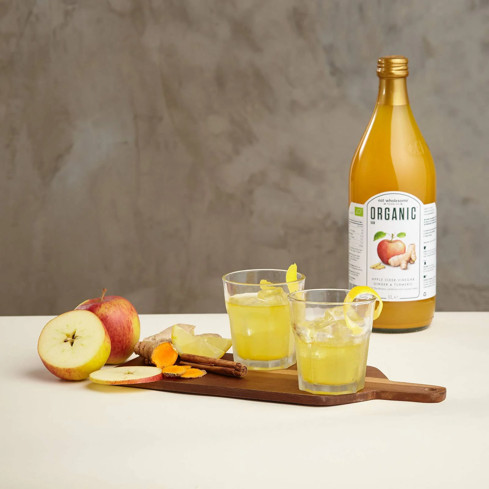 Eat Wholesome Organic Apple Cider Vinegar Ginger Turmeric Chilli 1L – Raw Unfiltered - Image 2
